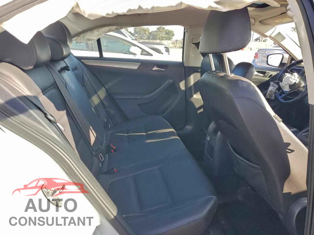 VOLKSWAGEN JETTA 2017 - 3VWDB7AJ3HM233551