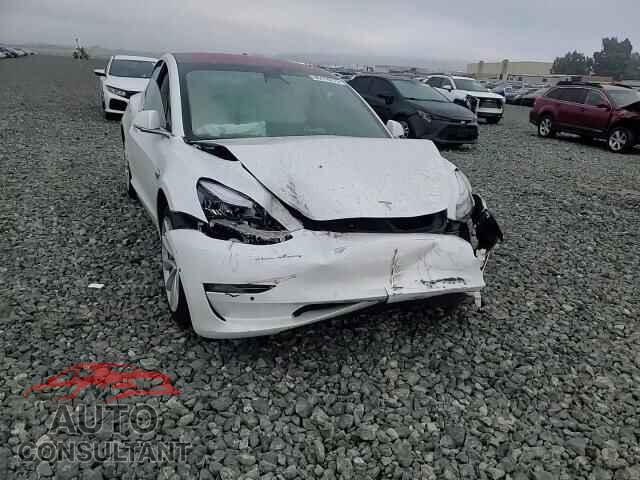 TESLA MODEL 3 2019 - 5YJ3E1EA7KF302668