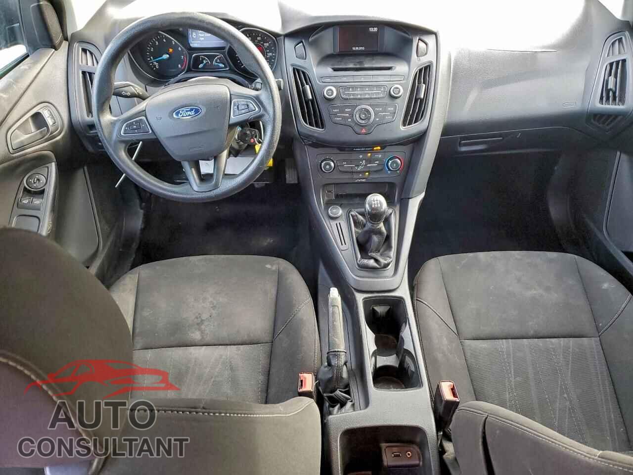 FORD FOCUS 2016 - 1FADP3E2XGL218793
