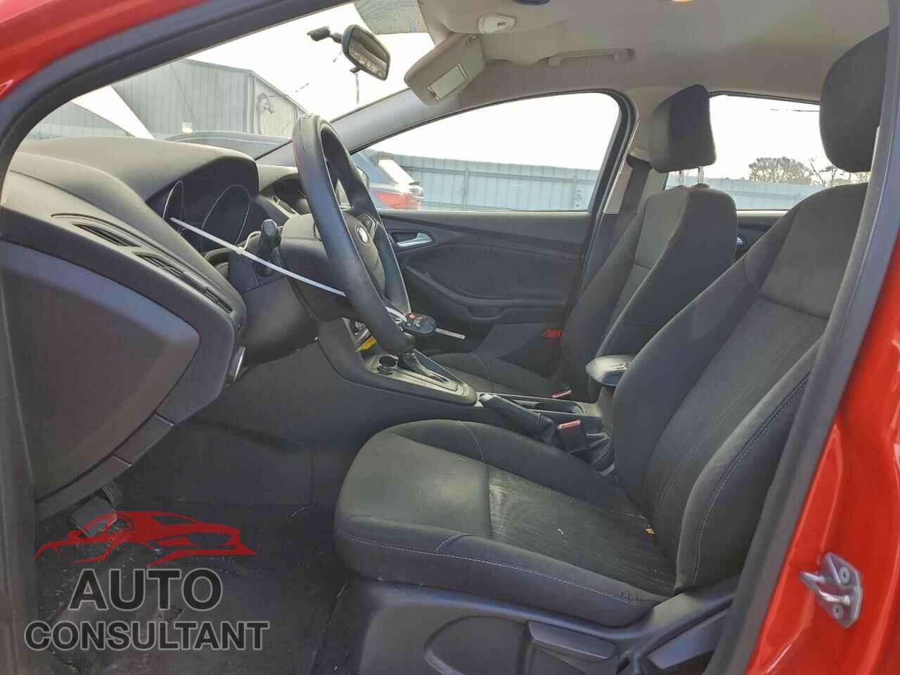 FORD FOCUS 2016 - 1FADP3F28GL241536