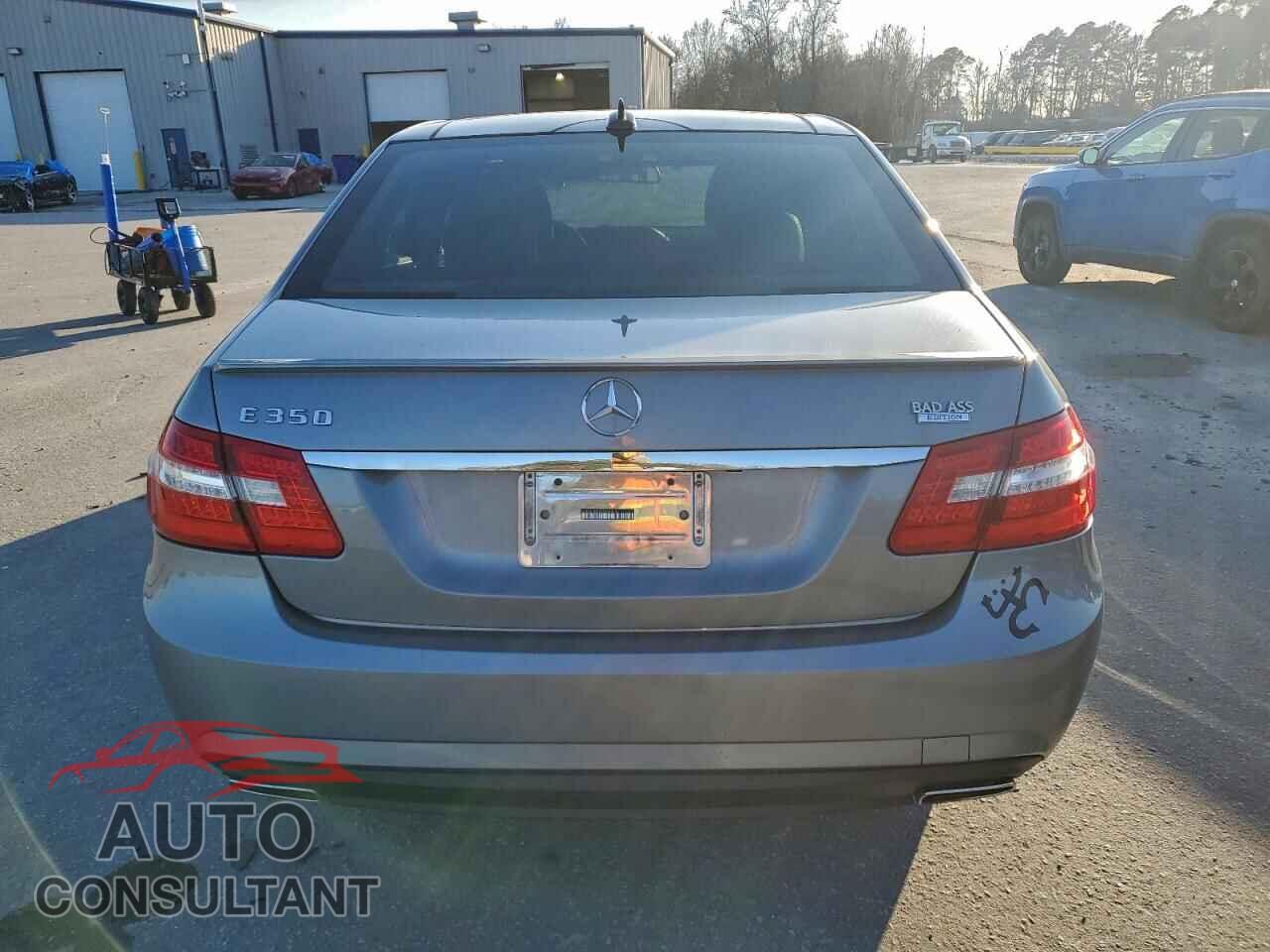 MERCEDES-BENZ E-CLASS 2012 - WDDHF5KB1CA646889