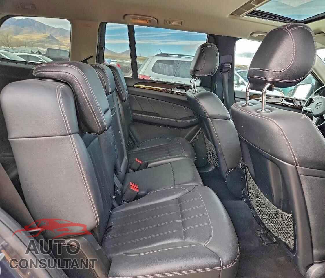 MERCEDES-BENZ GL-CLASS 2015 - 4JGDF6EE2FA557868
