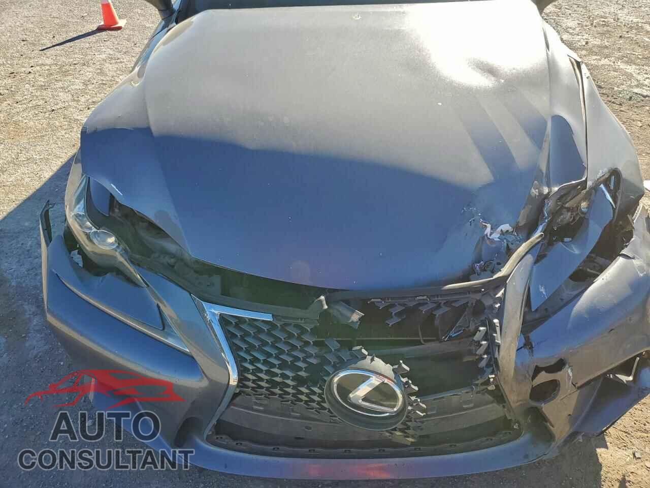 LEXUS IS 2015 - JTHBF1D28F5055931