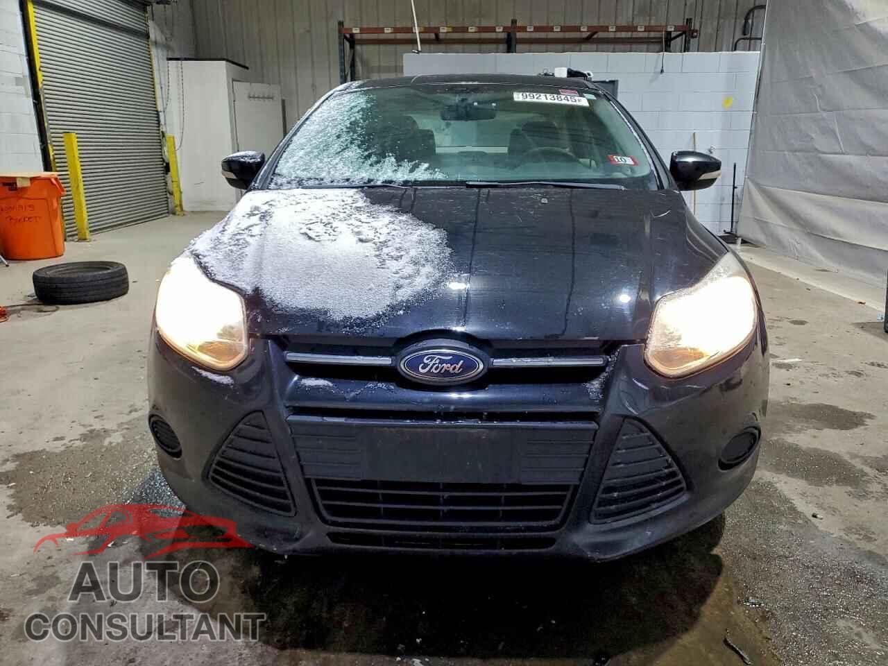 FORD FOCUS 2014 - 1FADP3F20EL215123