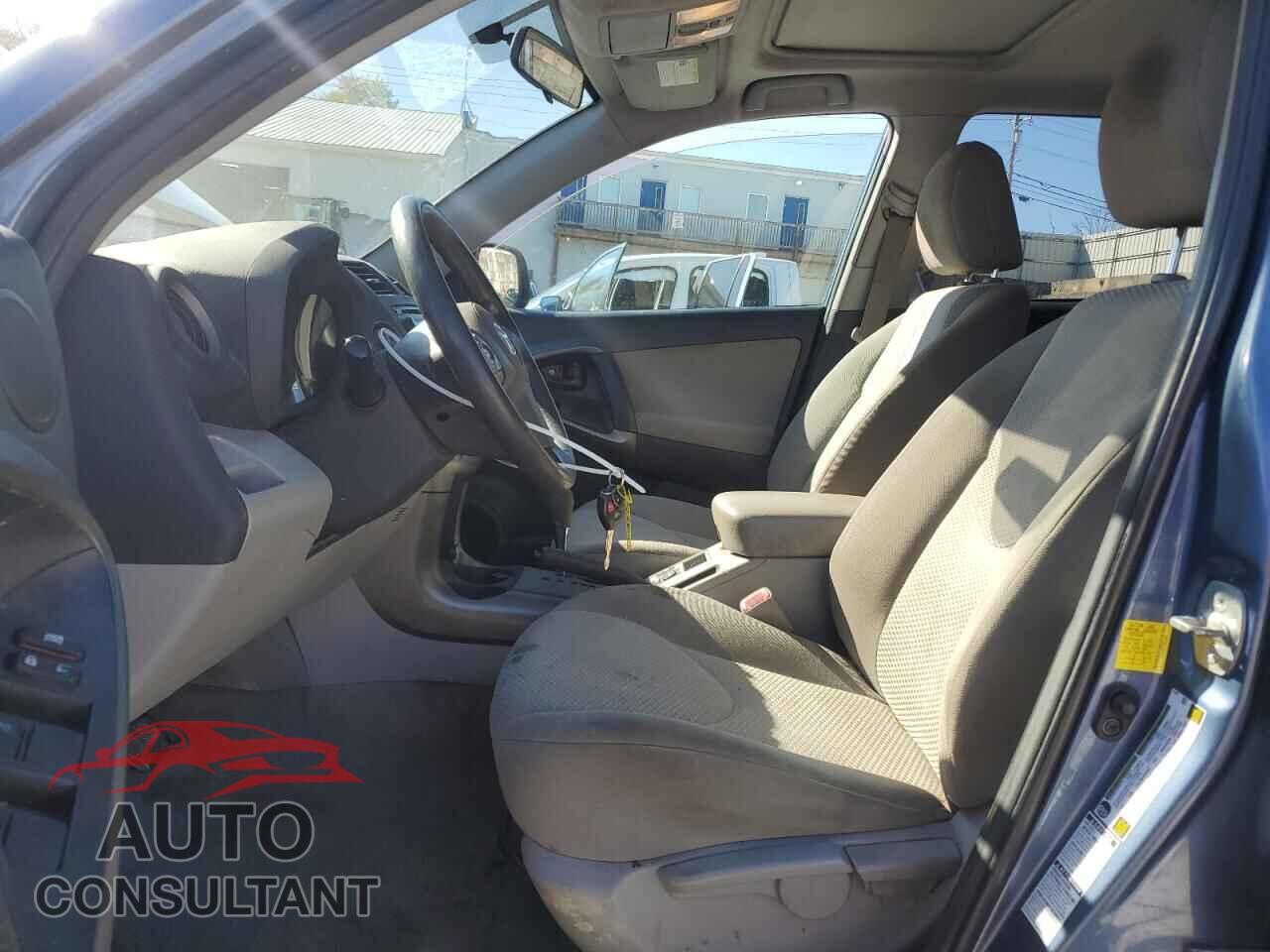 TOYOTA RAV4 2012 - 2T3BF4DV2CW241482