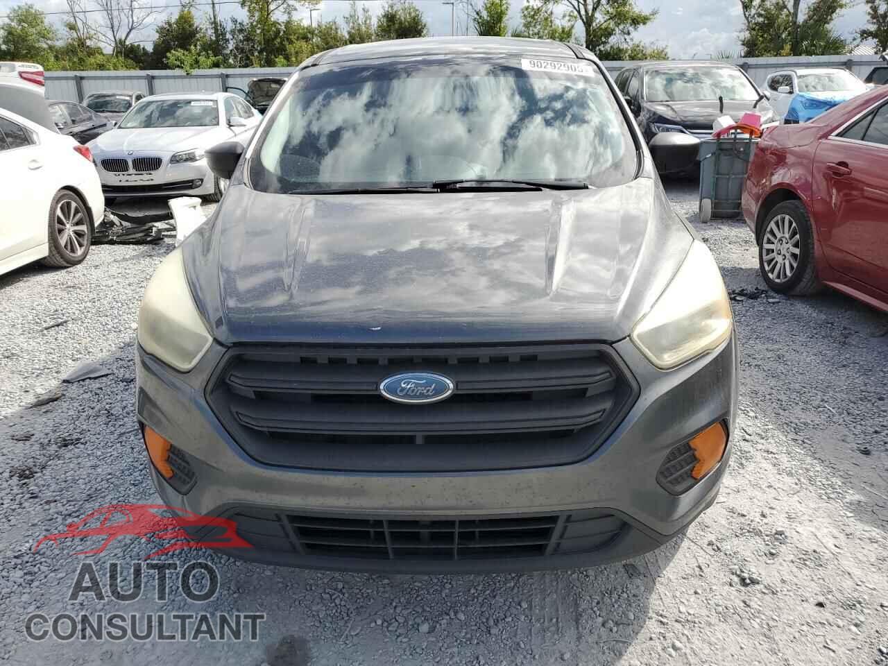FORD ESCAPE 2017 - 1FMCU0F76HUC73238