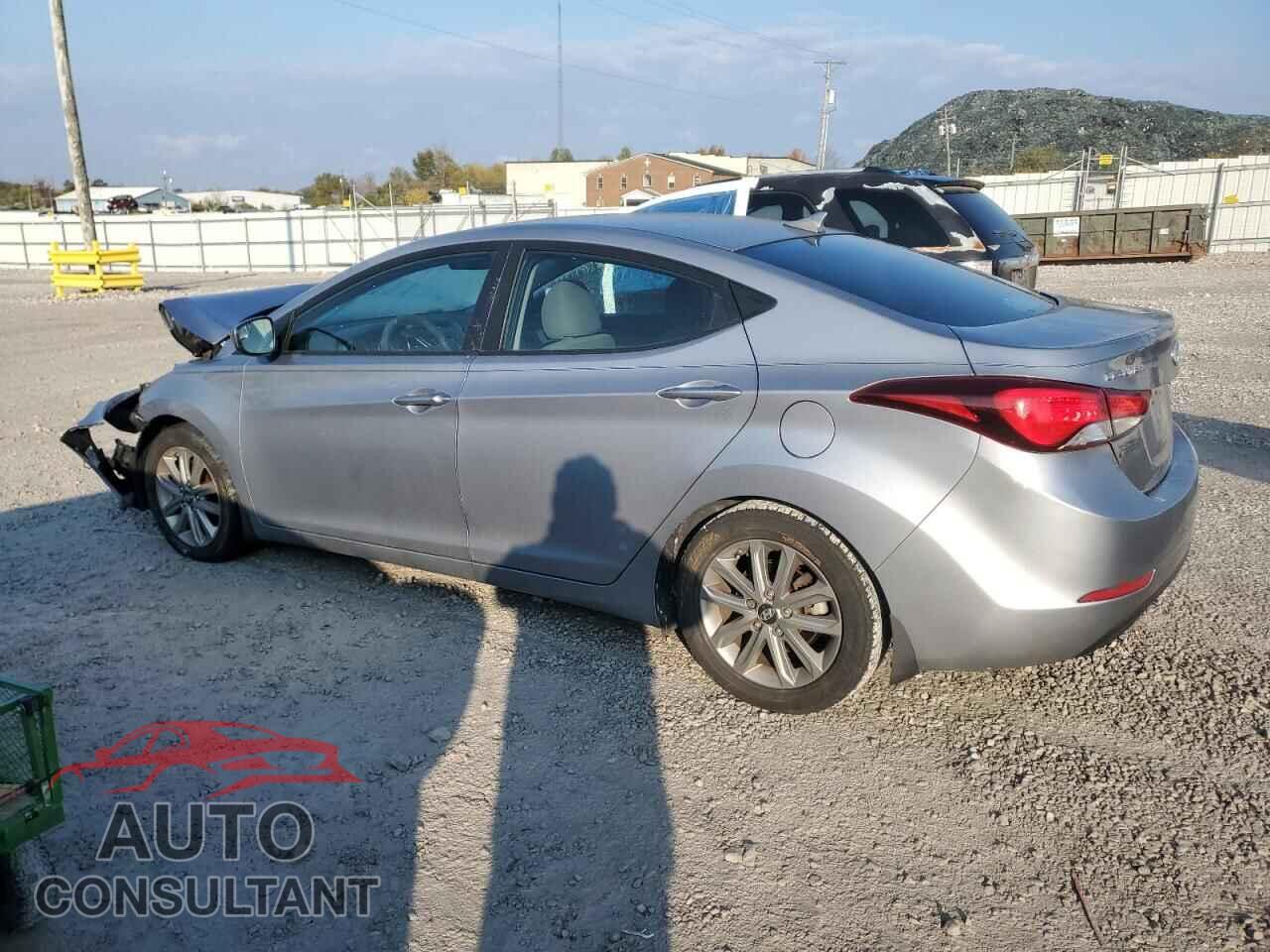 HYUNDAI ELANTRA 2015 - 5NPDH4AE2FH628357