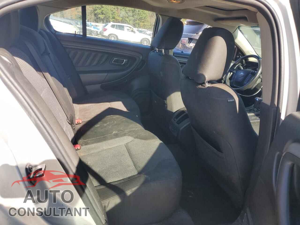 FORD TAURUS 2011 - 1FAHP2EW2BG100348