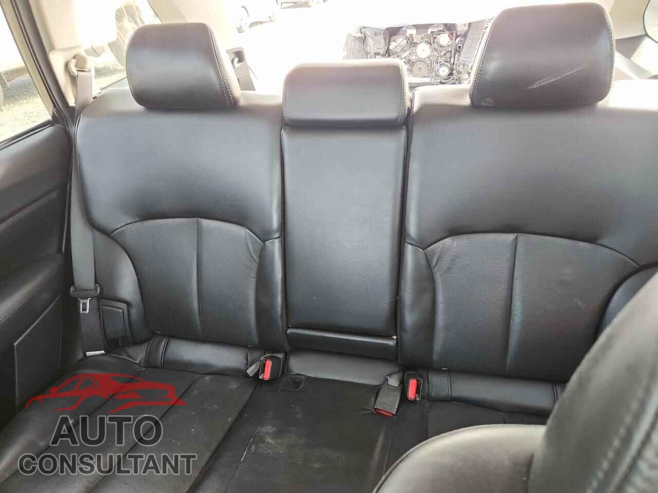 SUBARU OUTBACK 2011 - 4S4BRBKC8B3372801