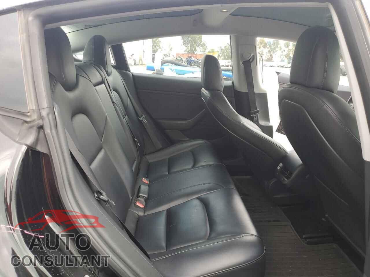 TESLA MODEL 3 2019 - 5YJ3E1EA9KF298154