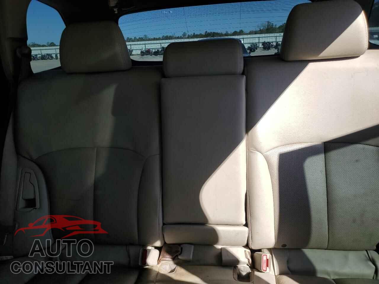 SUBARU OUTBACK 2014 - 4S4BRBKC4E3288673