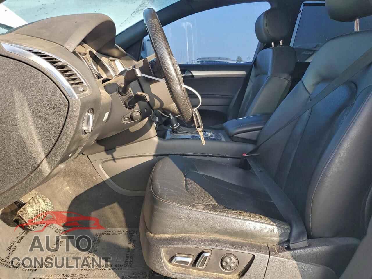 AUDI Q7 2011 - WA1WMBFE5BD006752