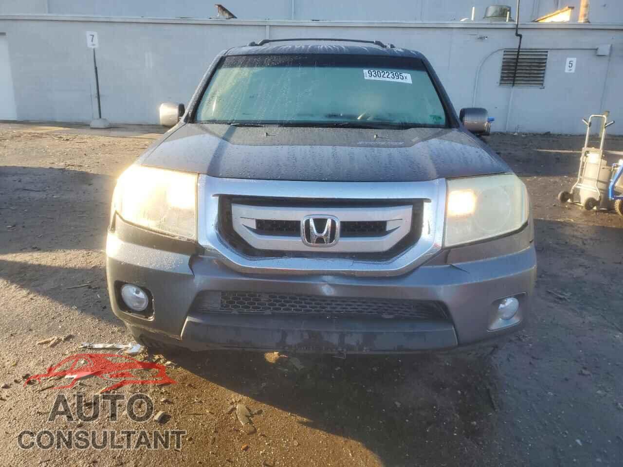 HONDA PILOT 2011 - 5FNYF4H49BB087160
