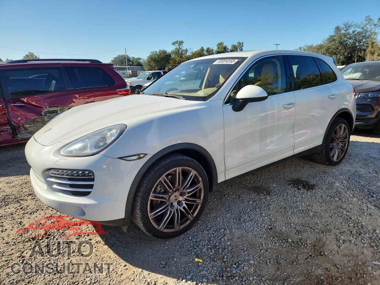 PORSCHE CAYENNE 2013 - WP1AA2A20DLA10561