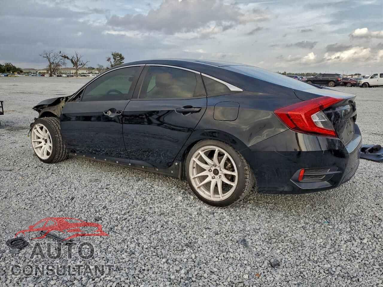 HONDA CIVIC 2019 - 2HGFC2F62KH569361