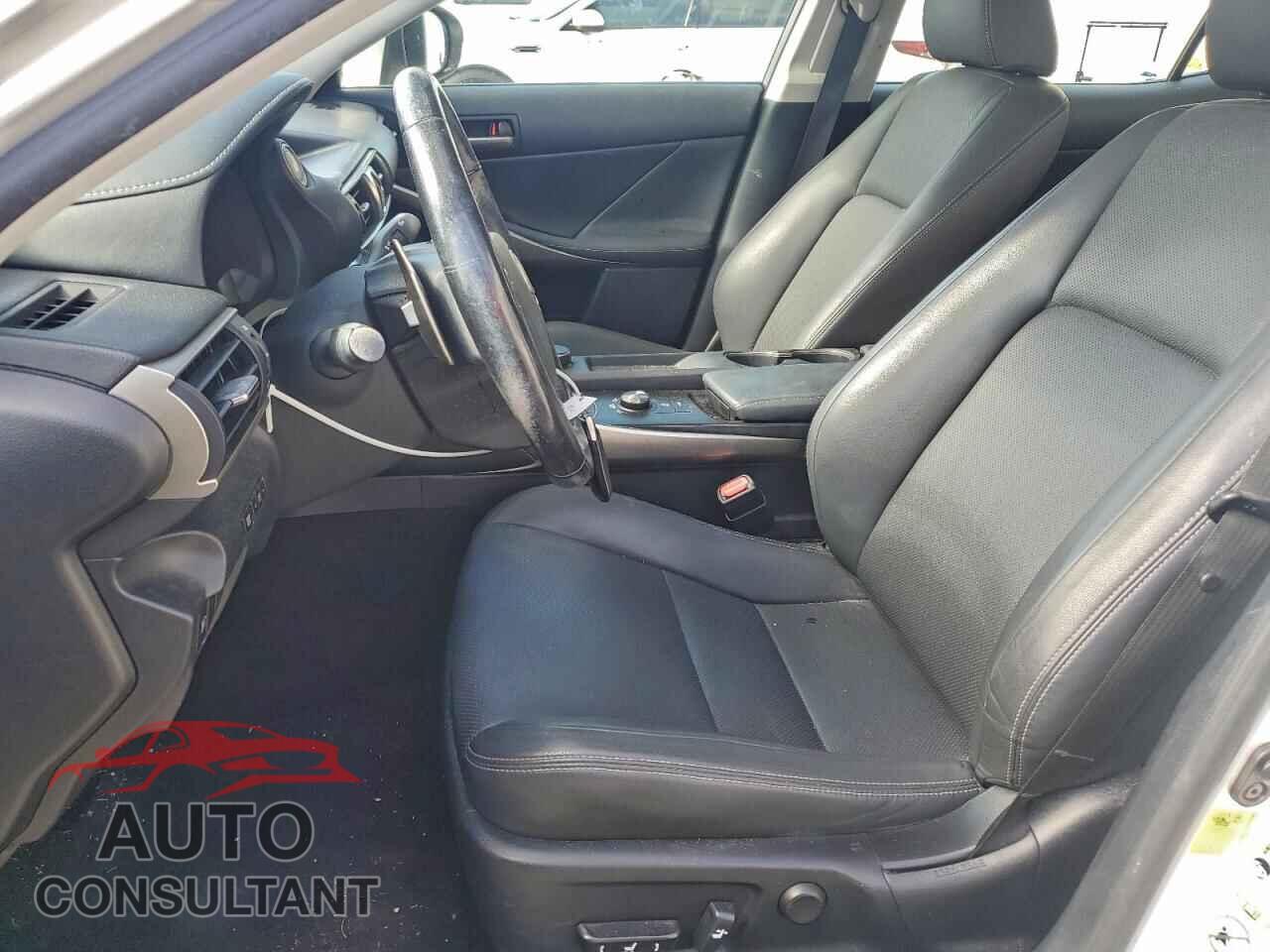 LEXUS IS 2017 - JTHBA1D20H5042818