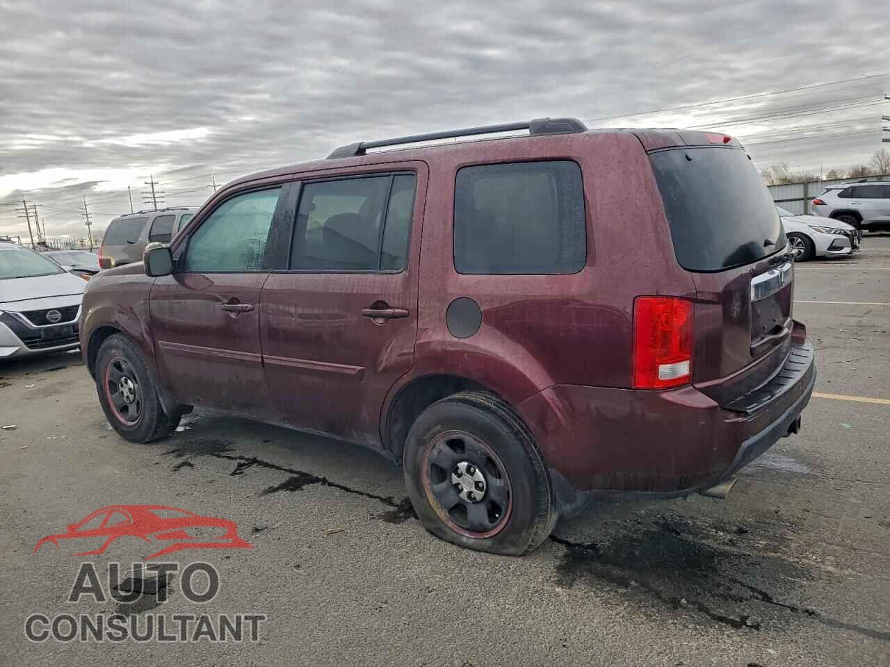 HONDA PILOT 2011 - 5FNYF3H44BB024607