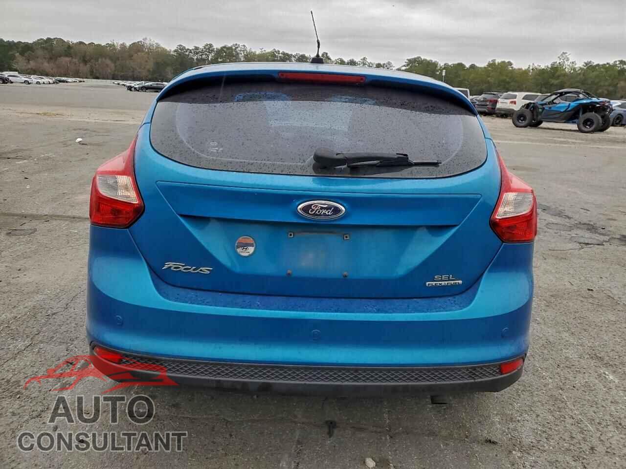 FORD FOCUS 2012 - 1FAHP3M26CL462888