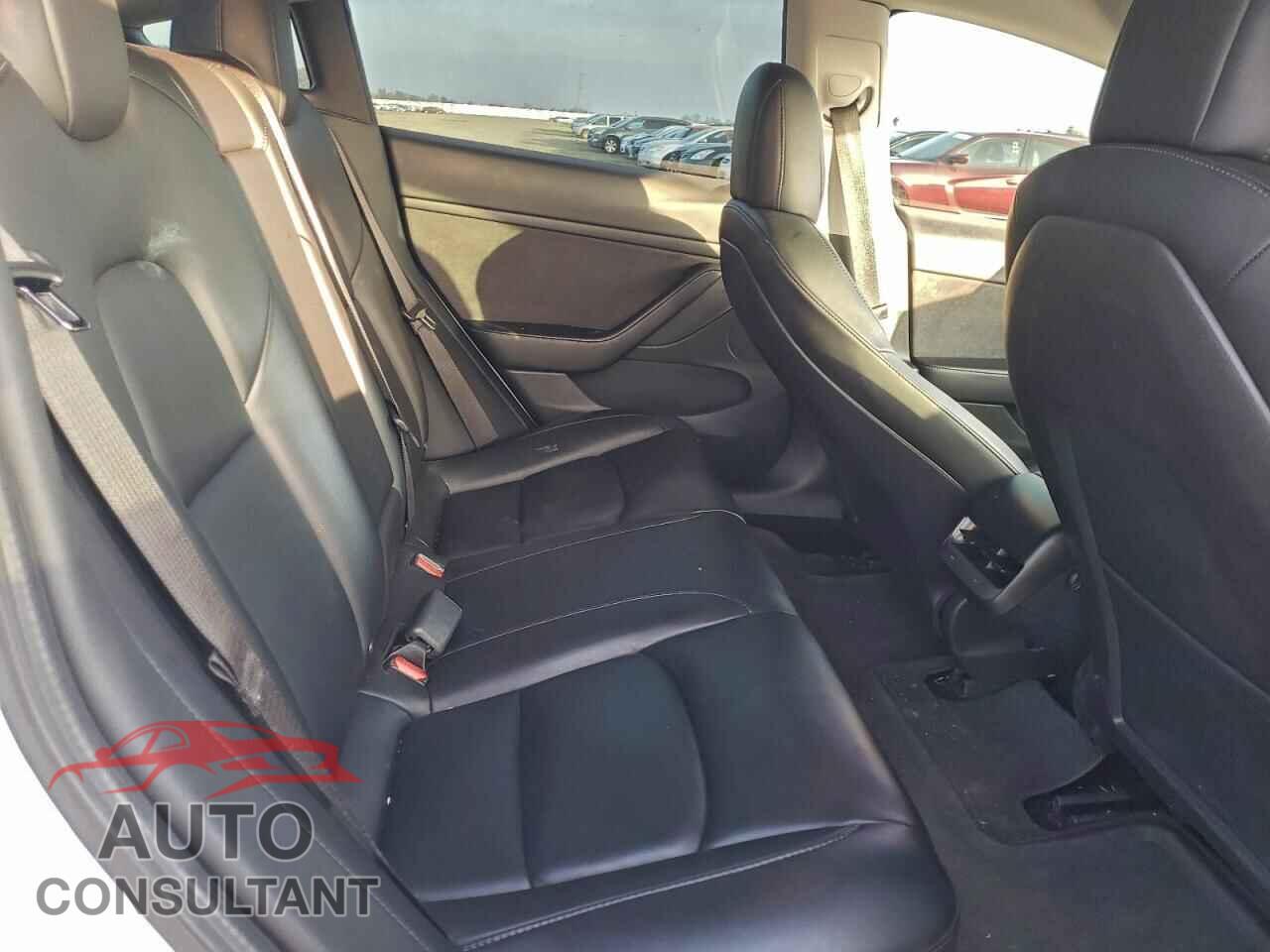 TESLA MODEL 3 2021 - 5YJ3E1EA4MF073210