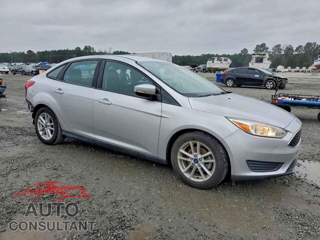 FORD FOCUS 2017 - 1FADP3F28HL329732