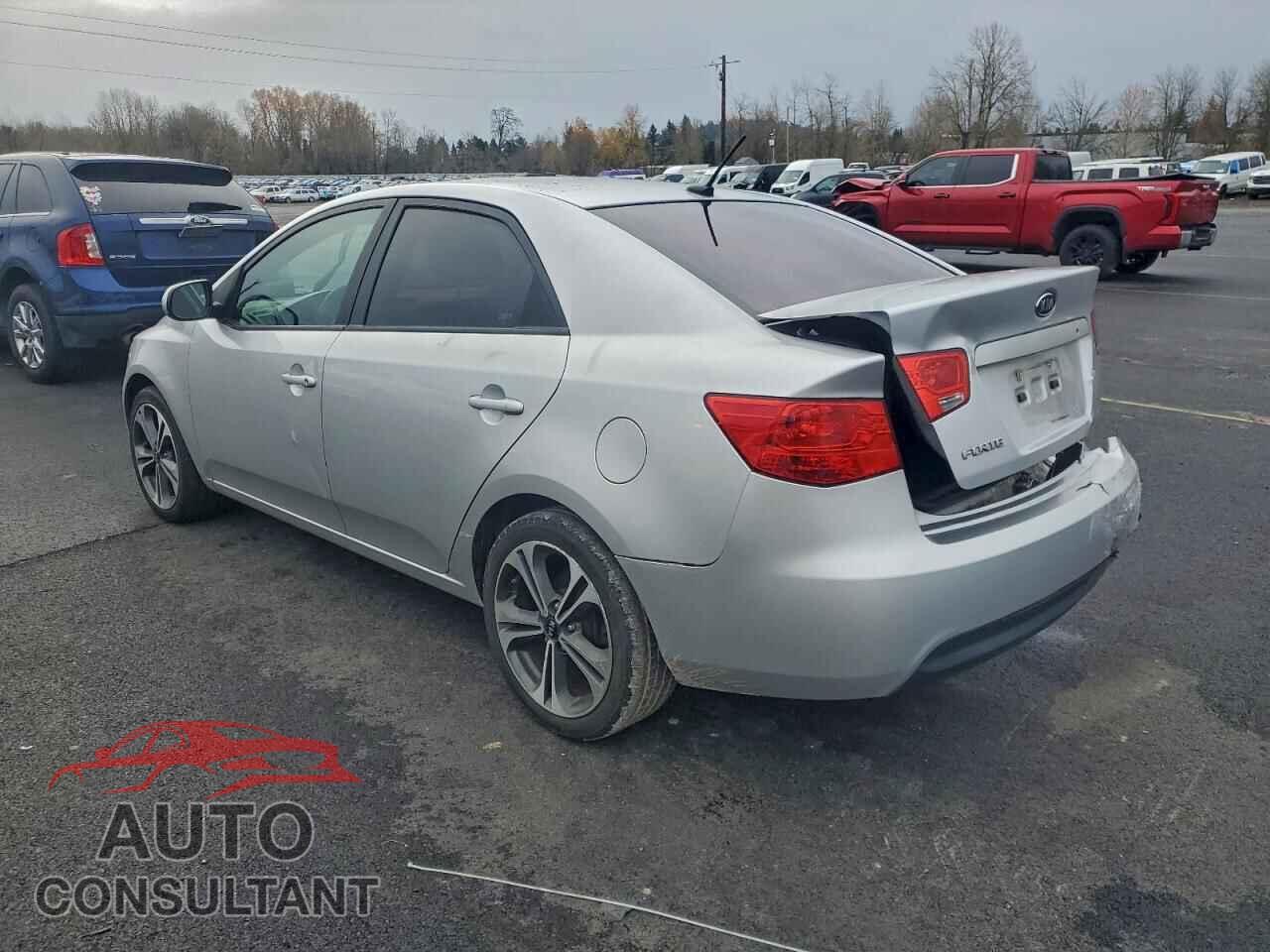 KIA FORTE 2012 - KNAFT4A27C5585334