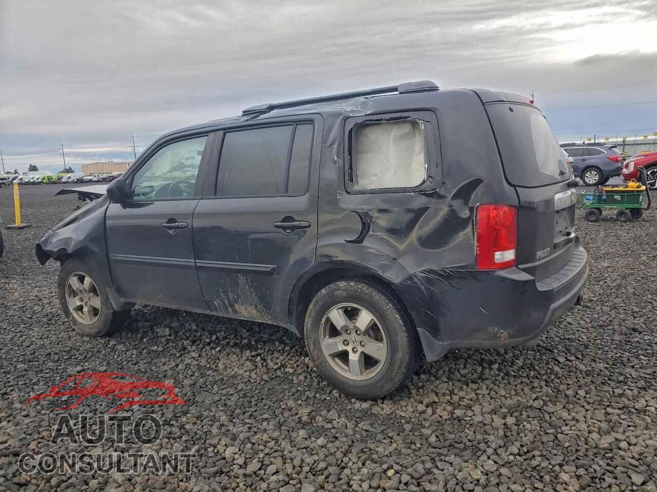 HONDA PILOT 2011 - 5FNYF4H51BB006242