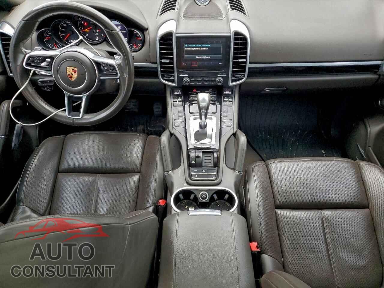 PORSCHE CAYENNE 2018 - WP1AA2A2XJKA00122