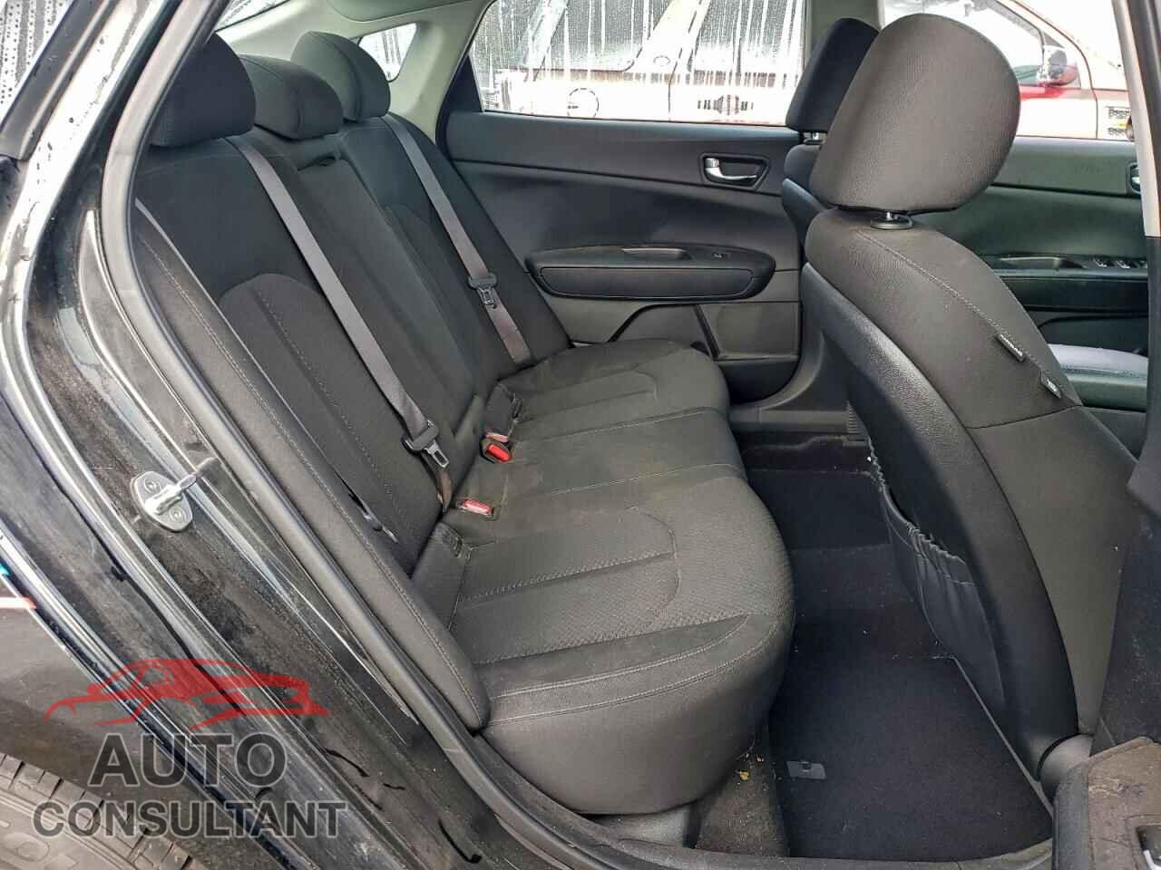 KIA OPTIMA 2017 - KNAGT4LE2H5014417