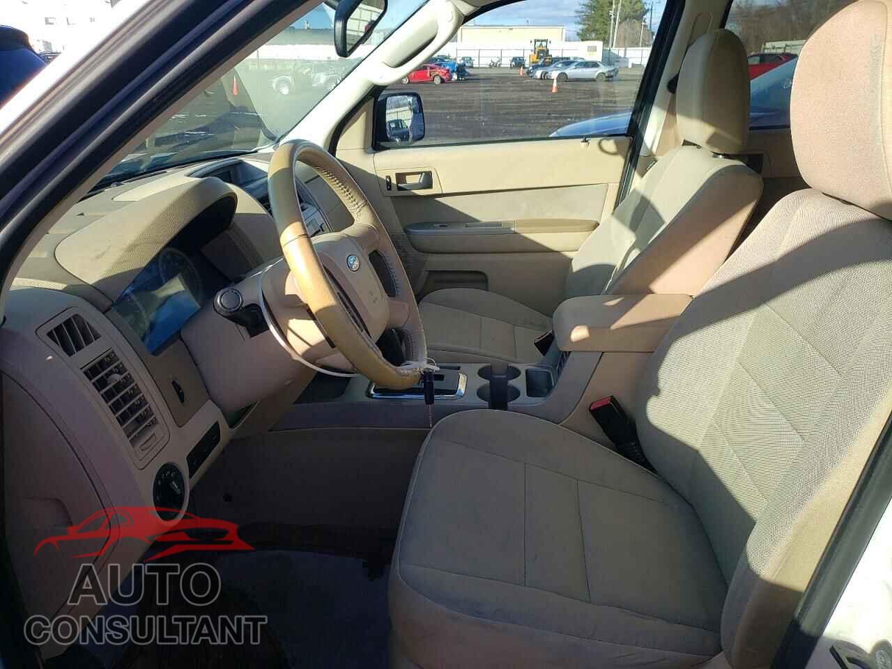 FORD ESCAPE 2011 - 1FMCU0D7XBKB08413