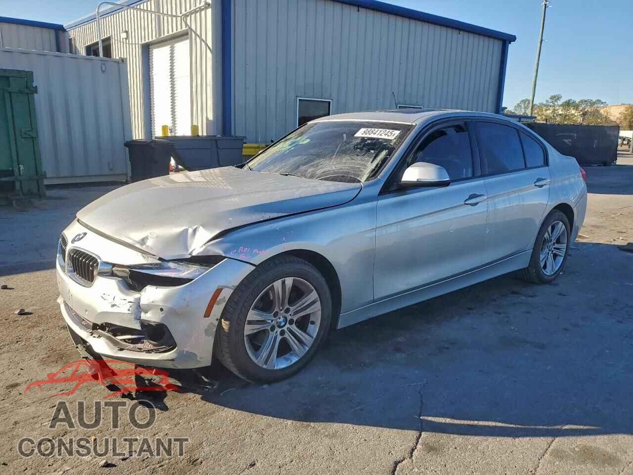 BMW 3 SERIES 2016 - WBA8E3G52GNU05004