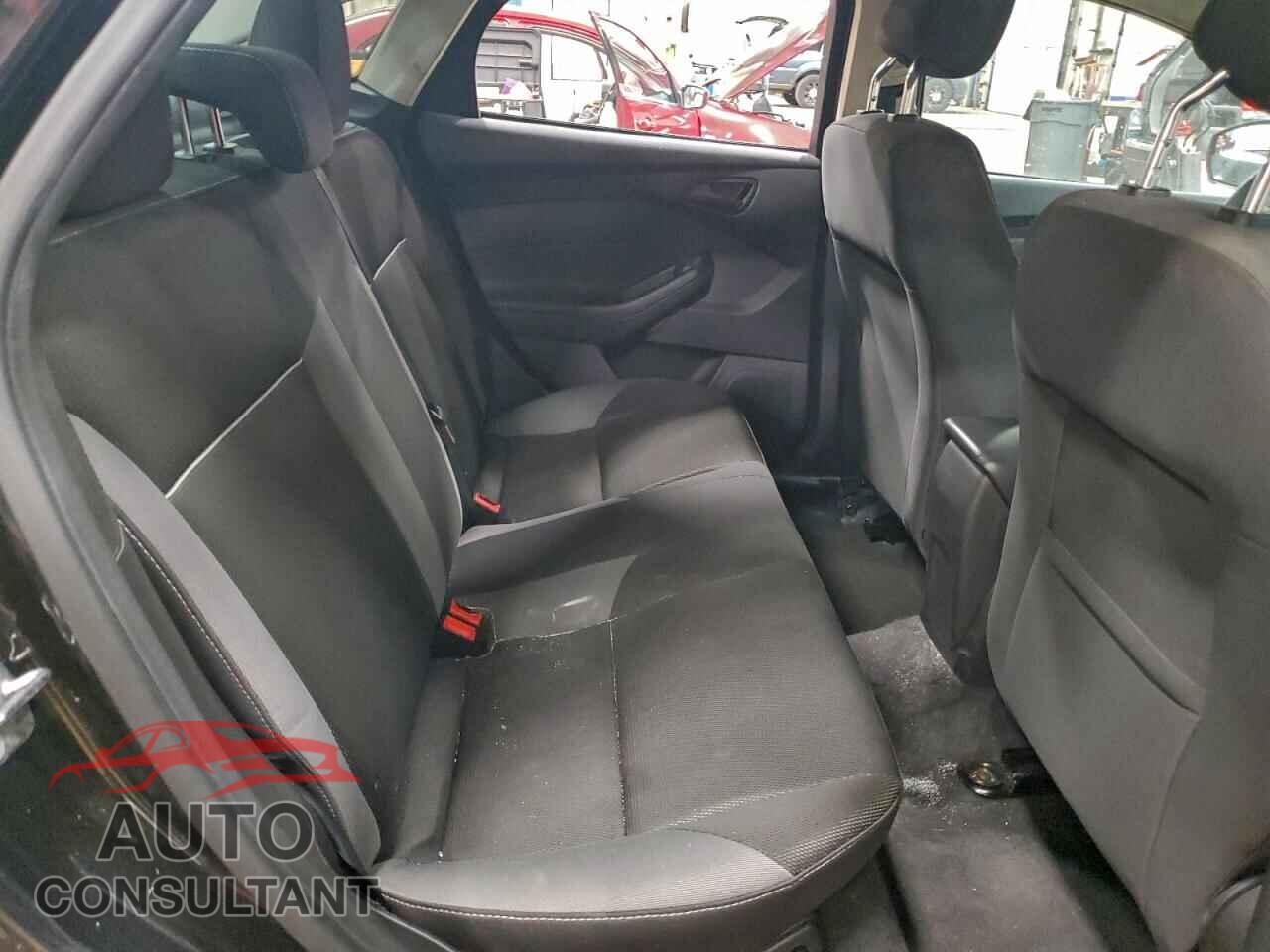 FORD FOCUS 2012 - 1FAHP3F2XCL284951