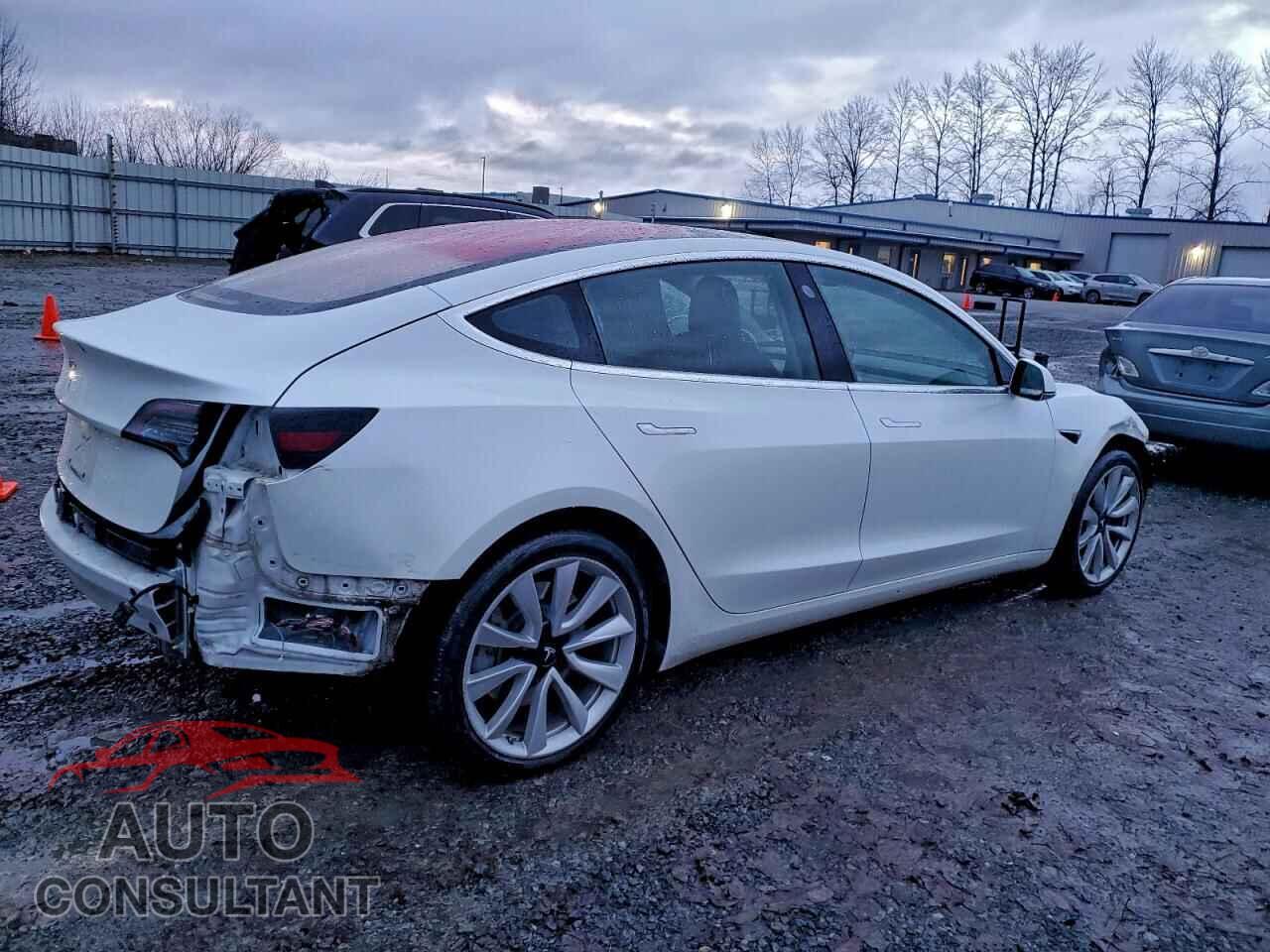 TESLA MODEL 3 2018 - 5YJ3E1EA4JF004741