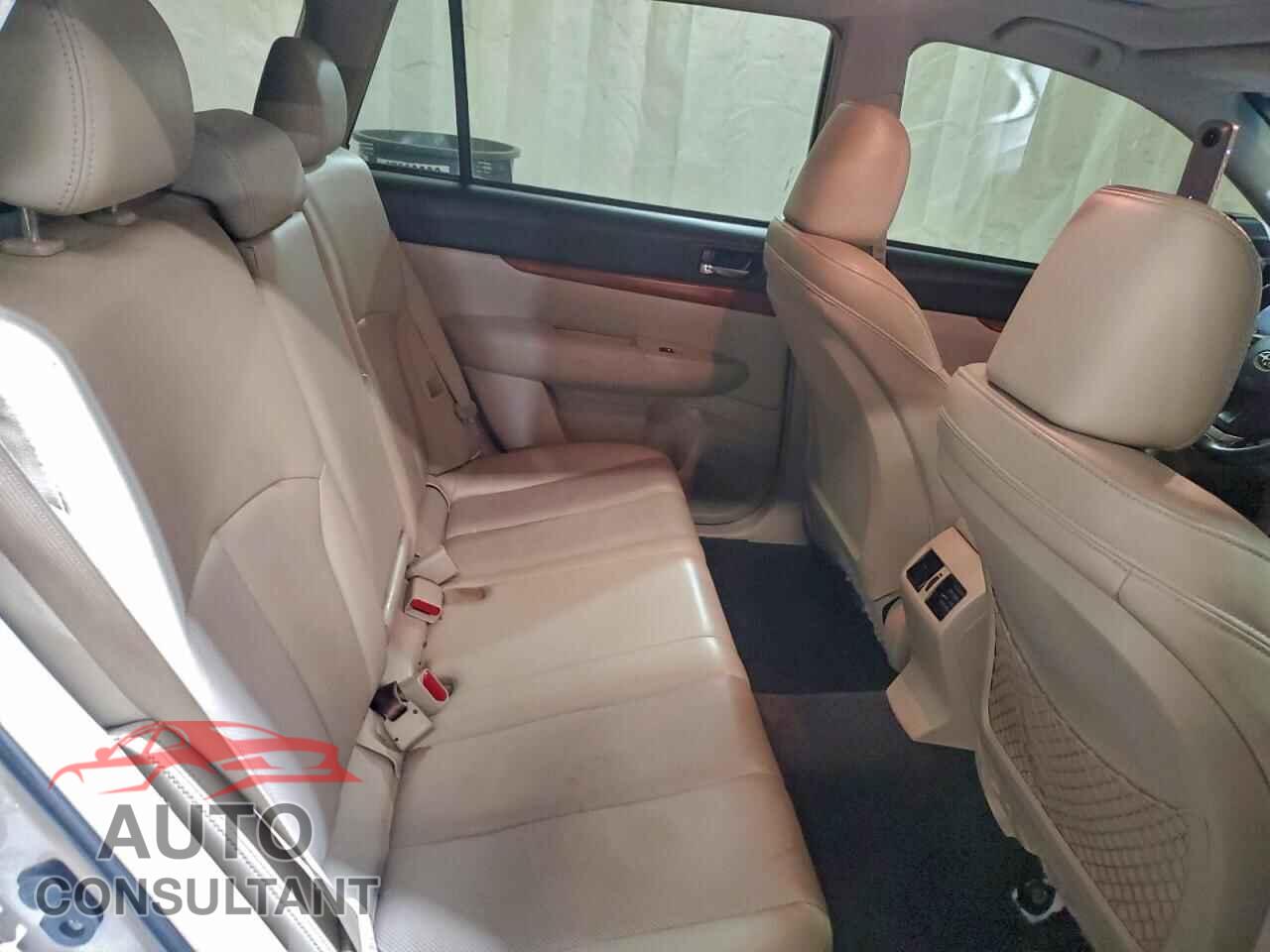 SUBARU OUTBACK 2014 - 4S4BRBLC8E3297987