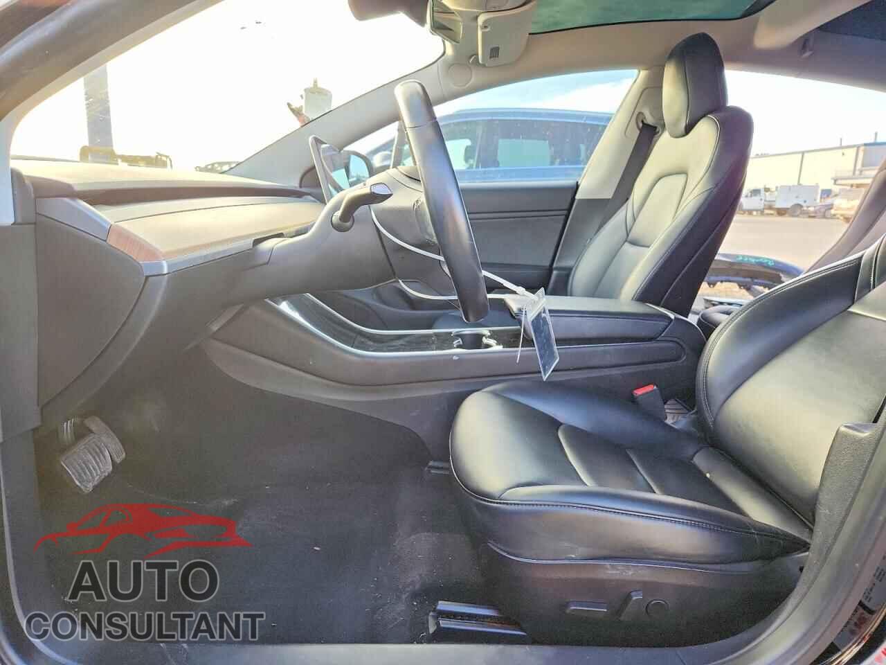 TESLA MODEL 3 2019 - 5YJ3E1EA0KF415670