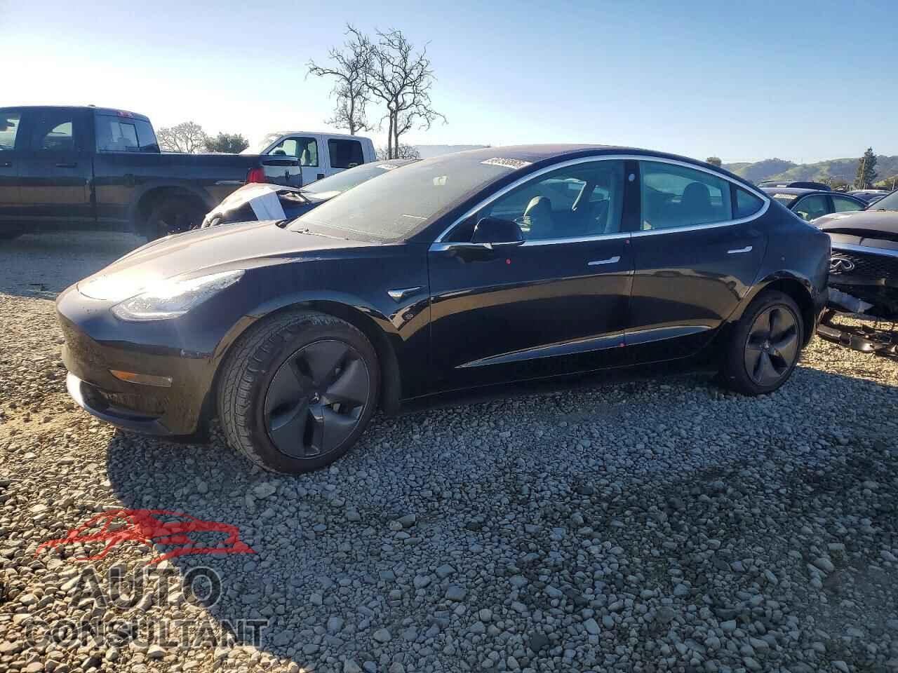 TESLA MODEL 3 2018 - 5YJ3E1EA3JF157000
