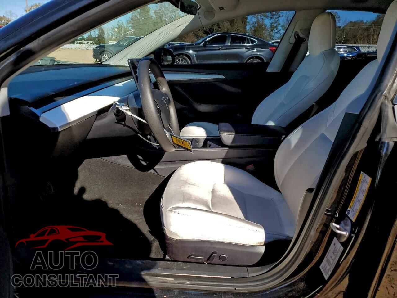 TESLA MODEL 3 2021 - 5YJ3E1EAXMF043712