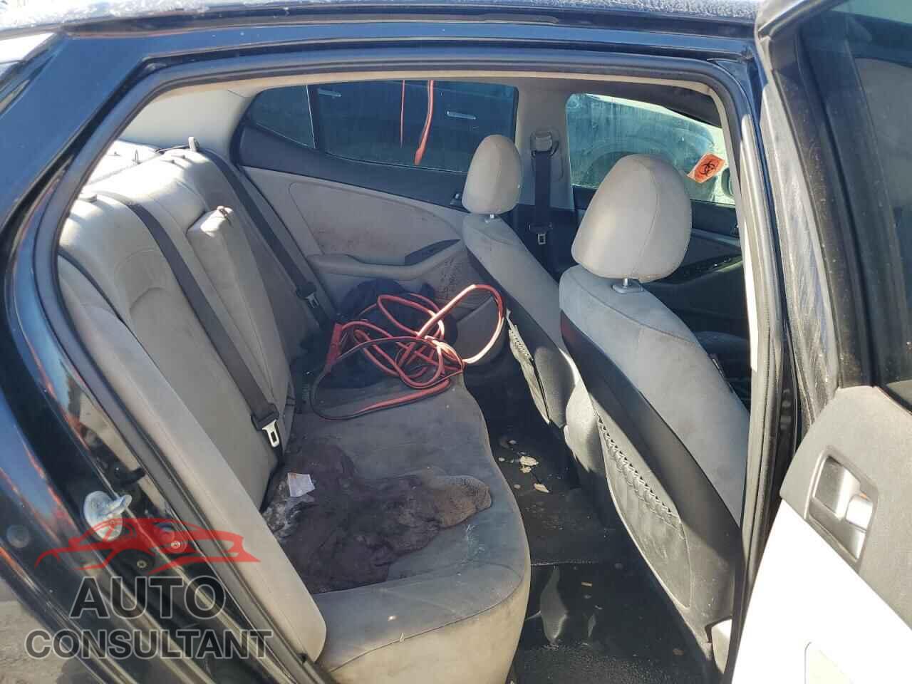 KIA OPTIMA 2011 - KNAGM4A76B5163437