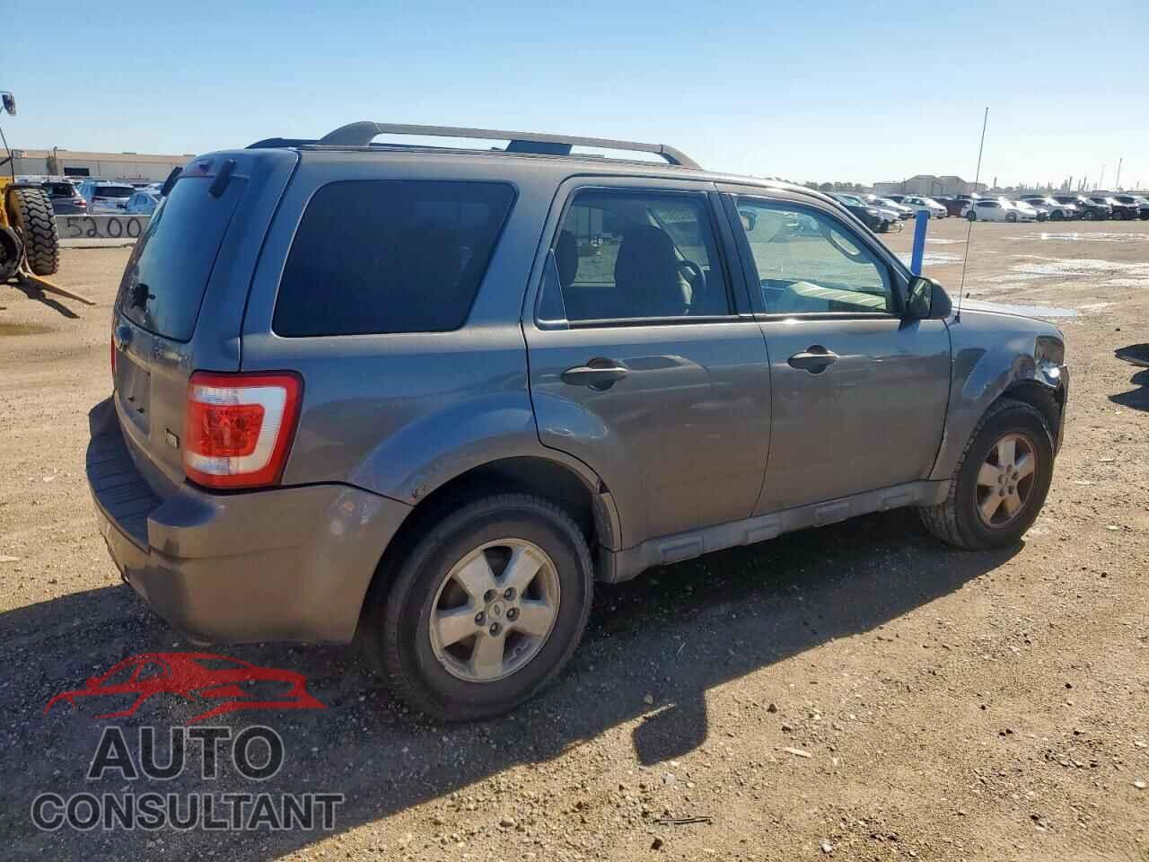 FORD ESCAPE 2010 - 1FMCU9DG3AKD41259