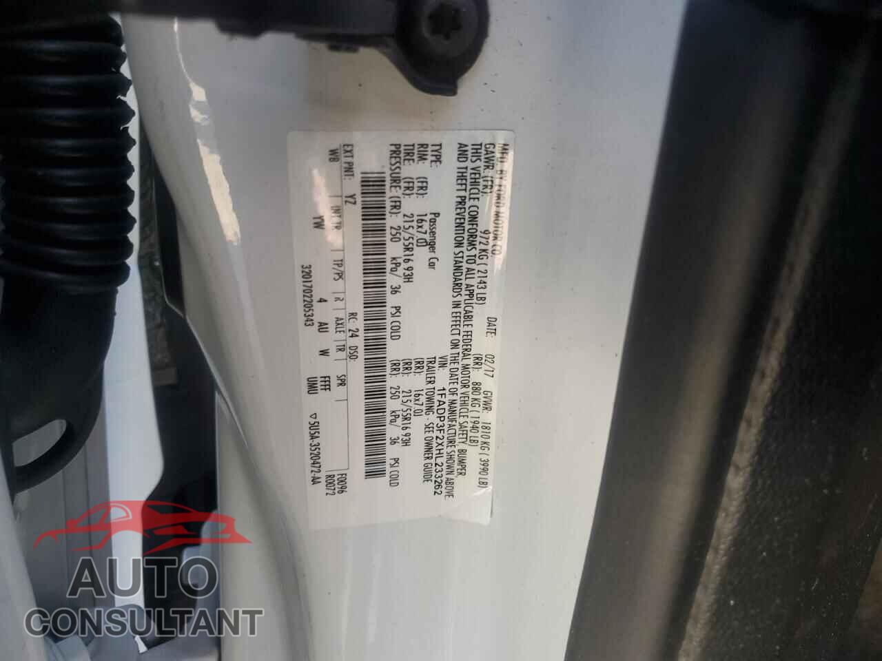FORD FOCUS 2017 - 1FADP3F2XHL233262