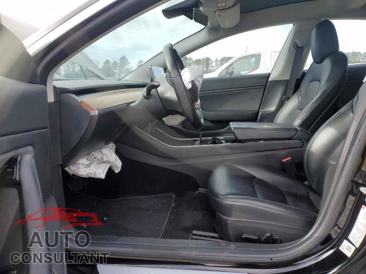 TESLA MODEL 3 2018 - 5YJ3E1EA5JF045878