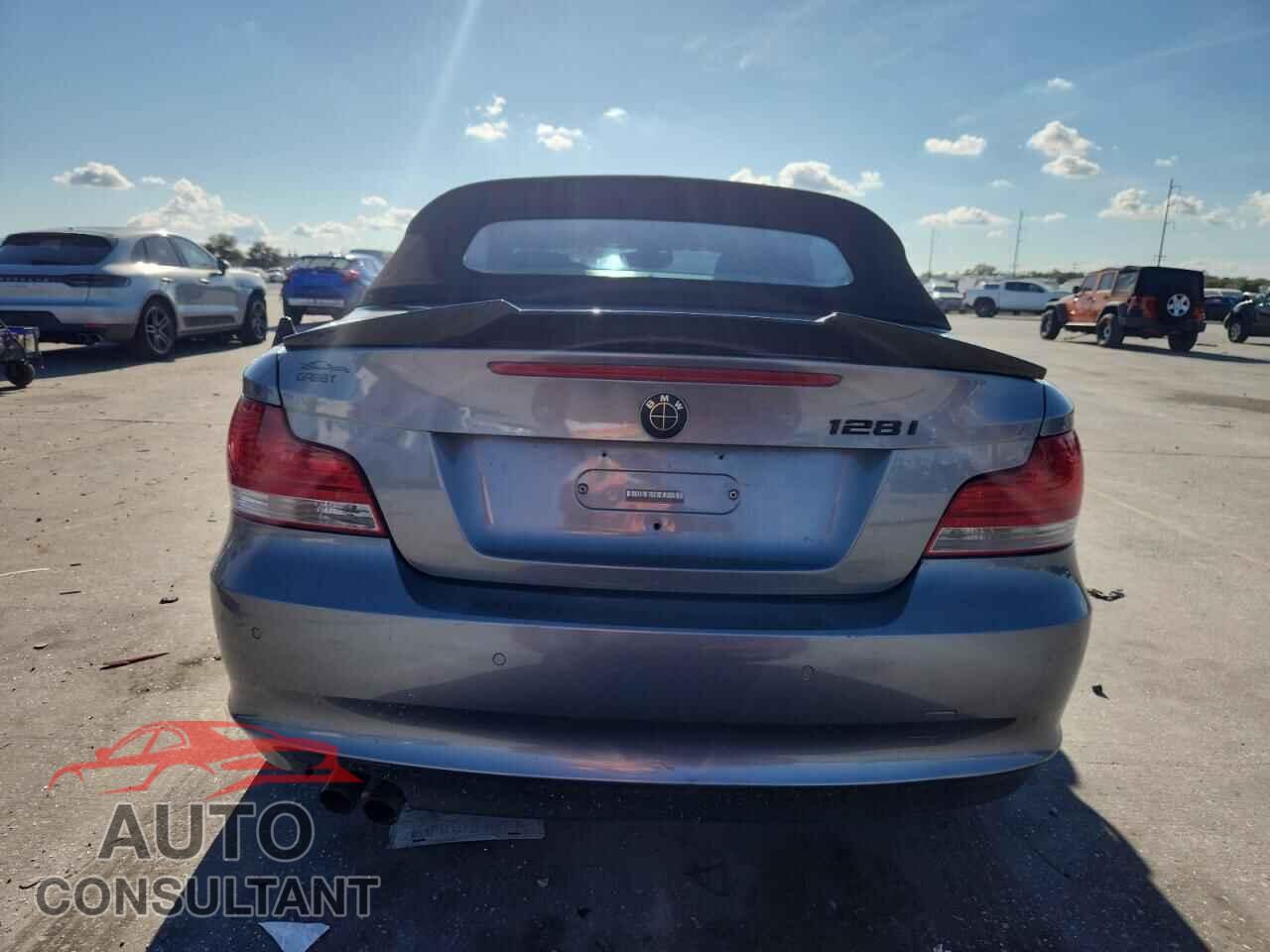 BMW 1 SERIES 2011 - WBAUL7C52BVM79243