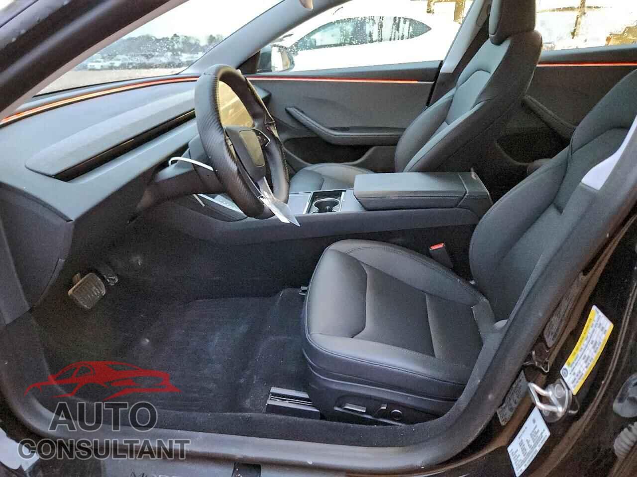 TESLA MODEL 3 2024 - 5YJ3E1EA4RF732832