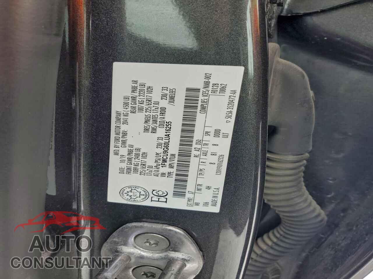 FORD ESCAPE 2020 - 1FMCU9G60LUA16255