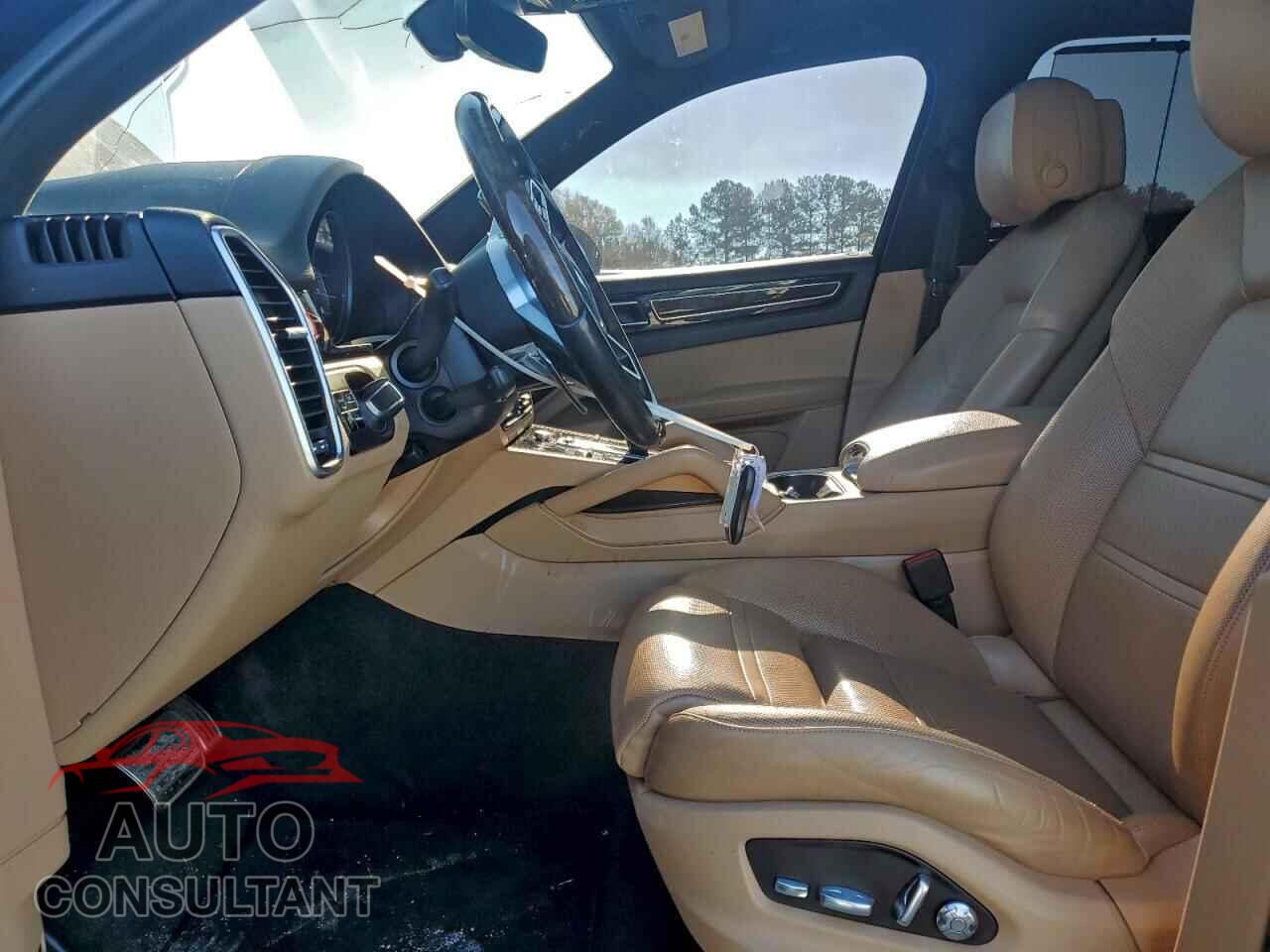 PORSCHE CAYENNE 2019 - WP1AB2AY9KDA65745