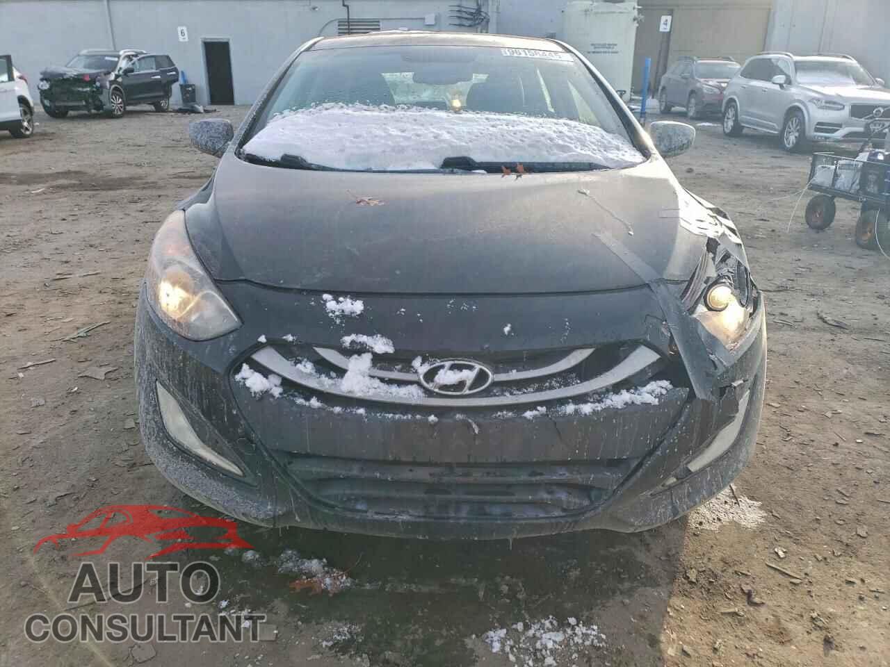 HYUNDAI ELANTRA 2013 - KMHD35LE3DU114596