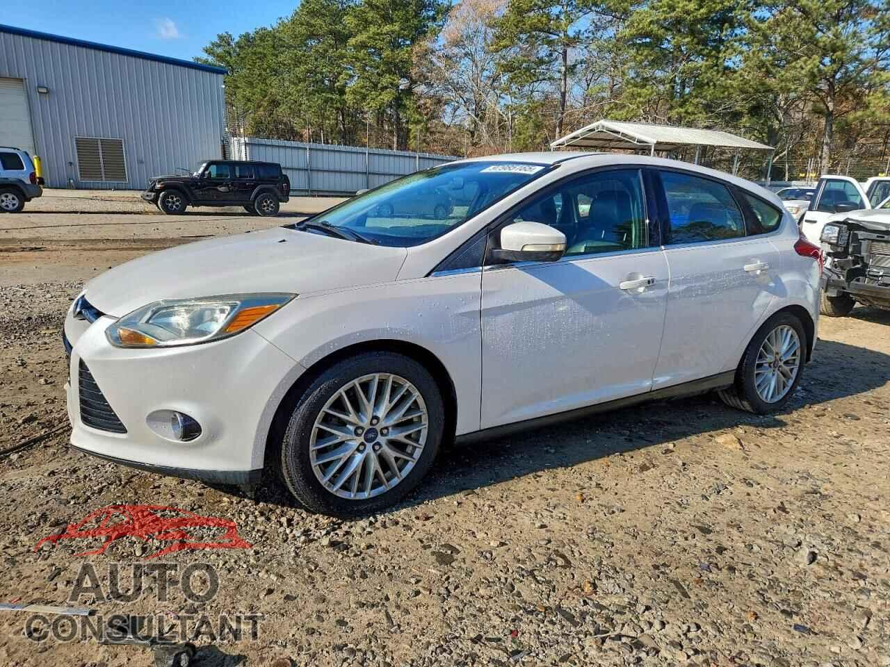 FORD FOCUS 2013 - 1FADP3N23DL286526