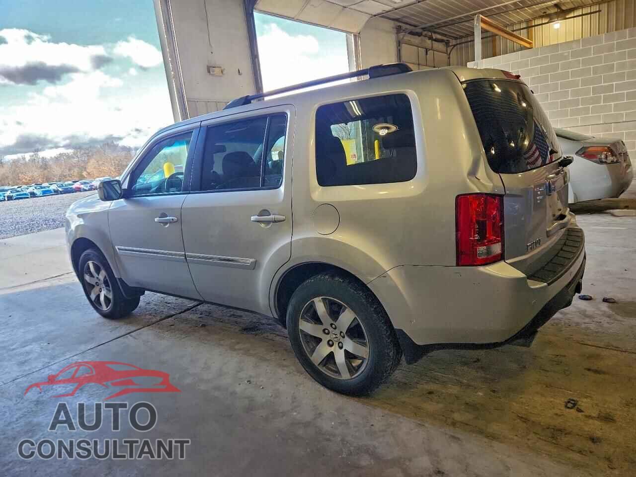 HONDA PILOT 2013 - 5FNYF4H91DB062445