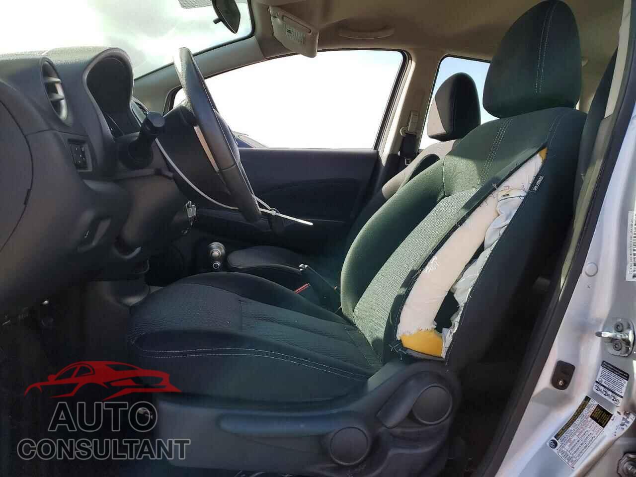 NISSAN VERSA NOTE 2014 - 3N1CE2CP8EL384738