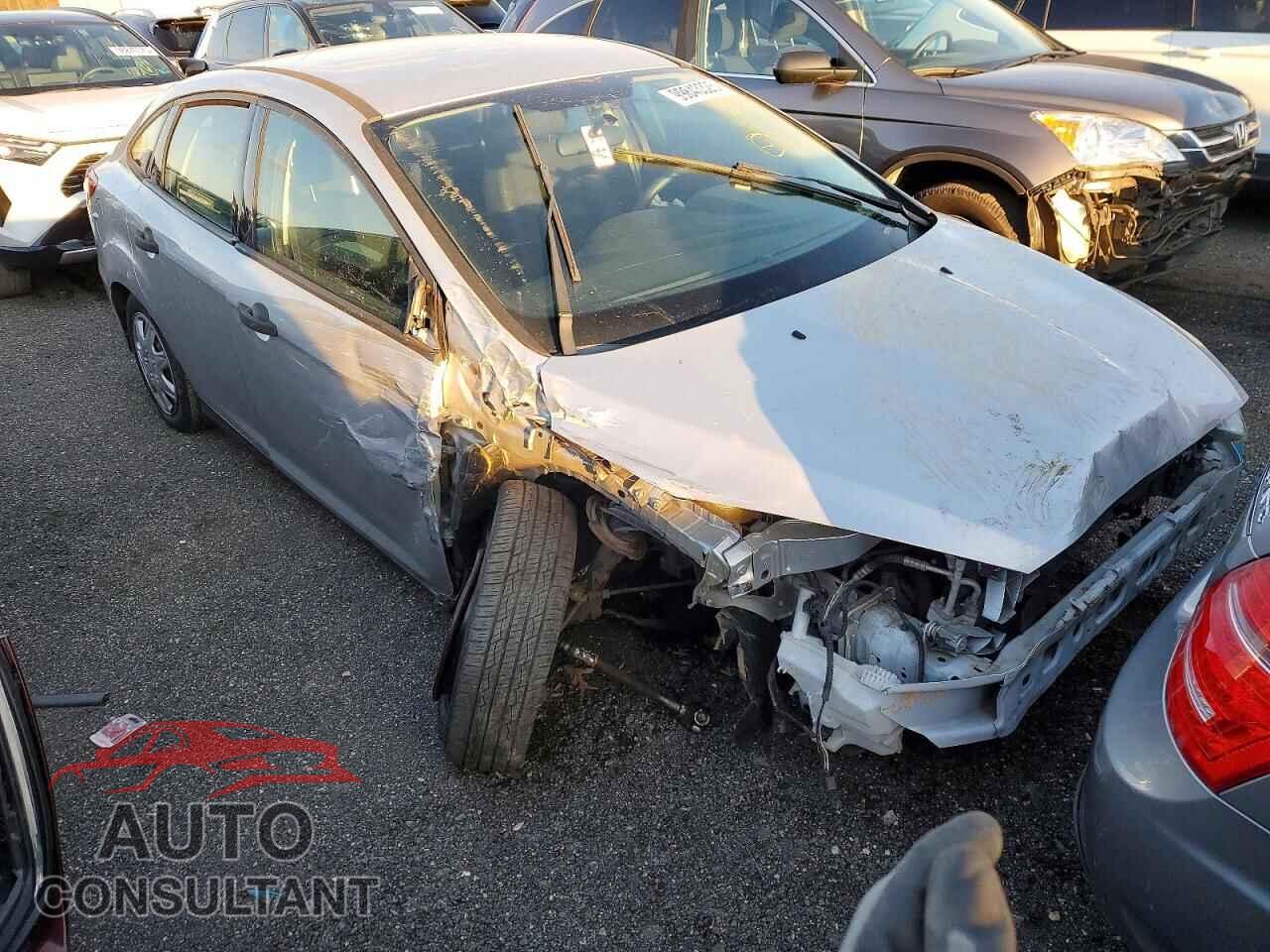 FORD FOCUS 2016 - 1FADP3E28GL254353