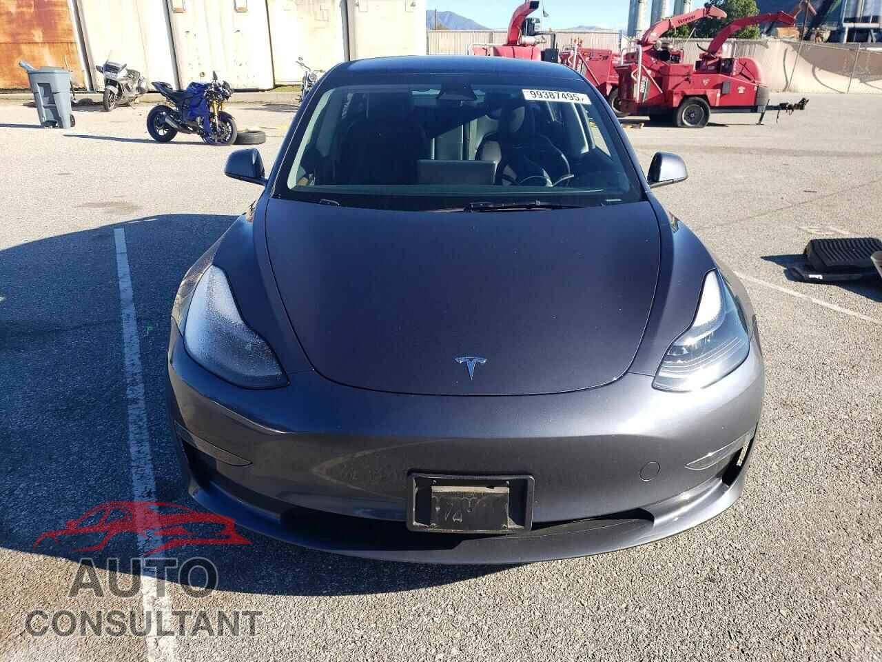 TESLA MODEL 3 2023 - 5YJ3E1EAXPF646003